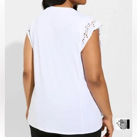 NWT Torrid | 1X 14-16 | Vintage Cotton Jersey Eyelet Ruffle Tank Top T-shirt - Picture 3 of 5